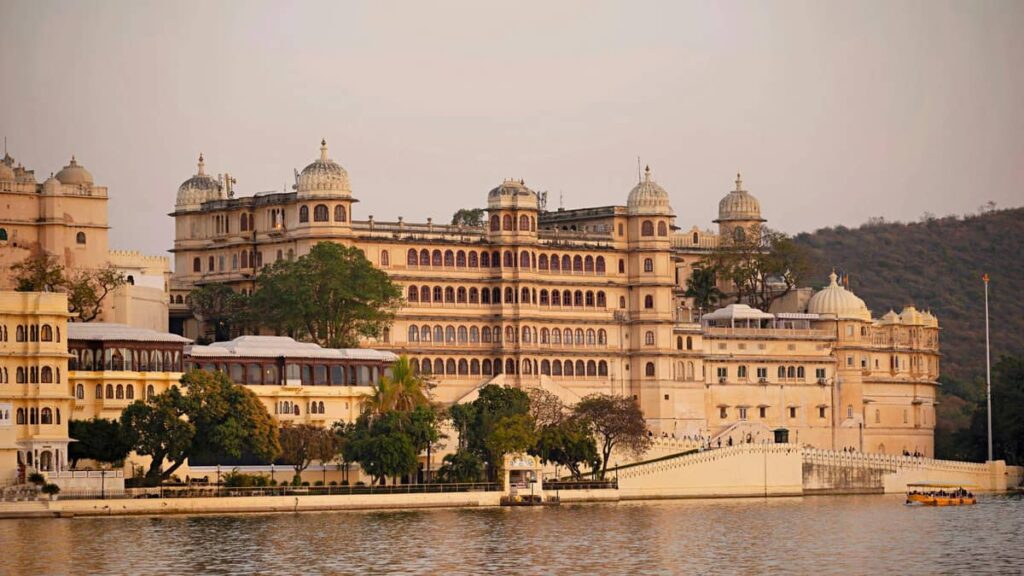 AAckclvg A GMtKu Bagorekihavelimuseumudaipur 1024x576