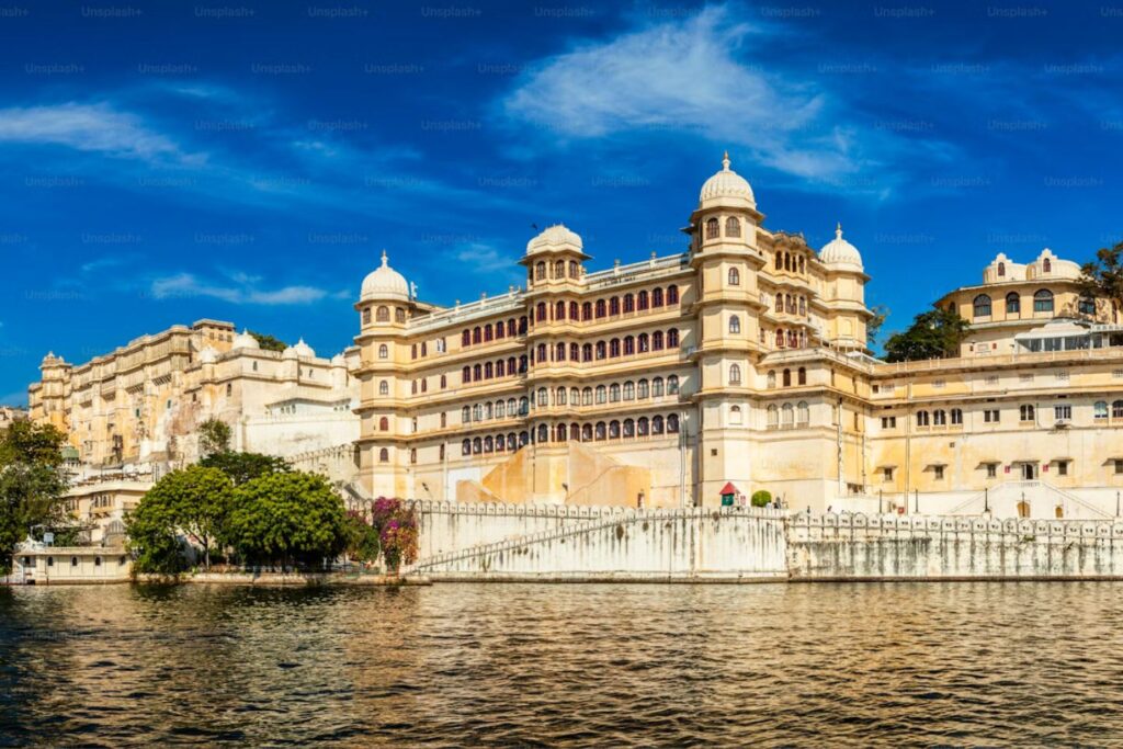 Jaipur To Udaipur Tour Packages Header 1024x683