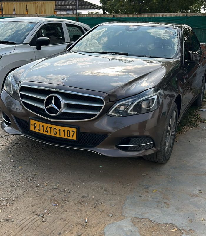 Hire luxury car in Jaipur